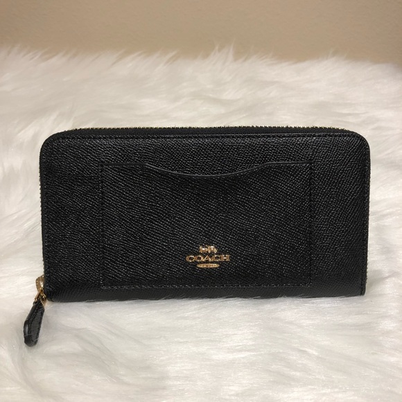 Coach purse and wallet set